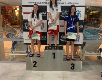 Koníčková zaplavala konečně pod minutu